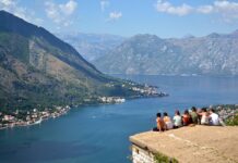 Find Friends And Family Near You Cultivating Connections Improves your Wellbeing